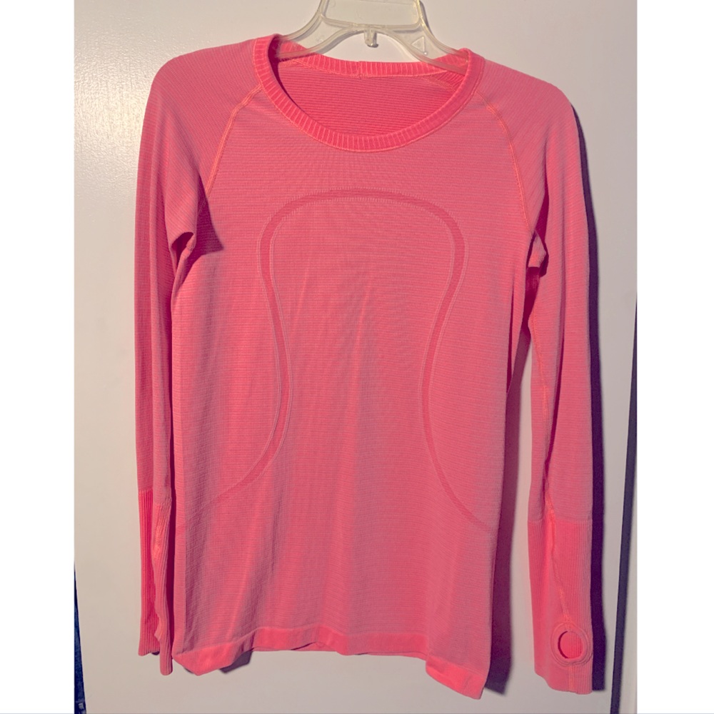 Lululemon Scuba Shirt